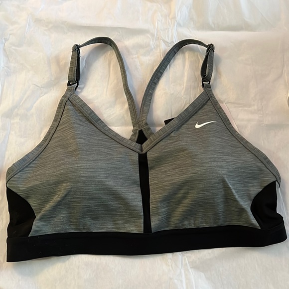 Nike Indy Bra - Picture 2 of 13